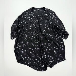 Torrid Harper Moon & Stars Blouse – Size 3